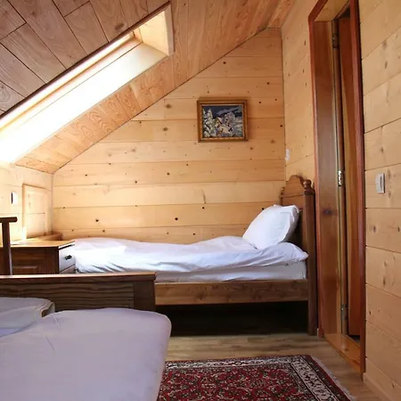 Hotel Зубровиця *